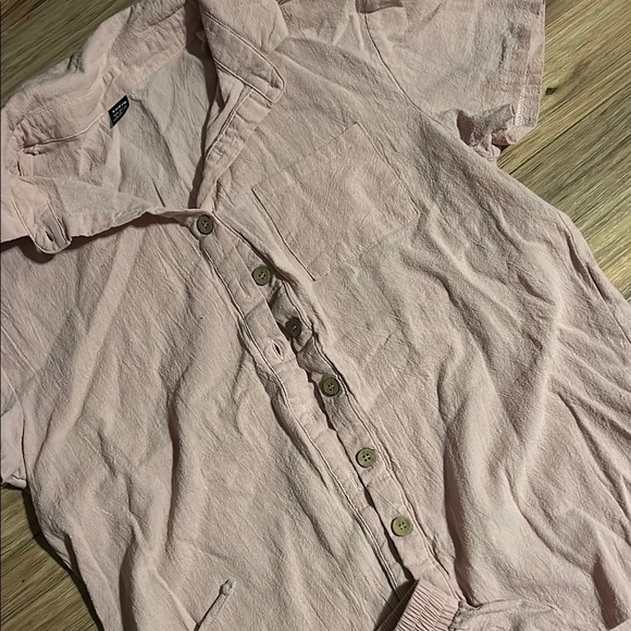 Pink Button-Up Shirt and Shorts Set - Picture 3 of 5